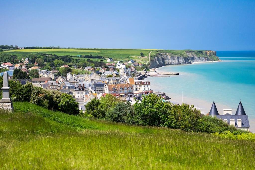 Le Joffre - Studio Sur La Digue En Centre Ville Arromanches-les-Bains Eksteriør billede